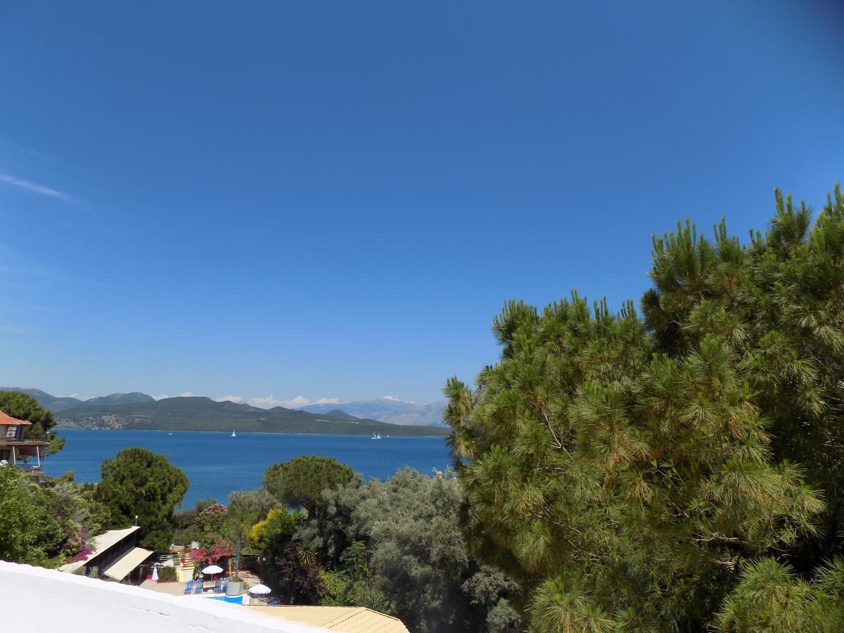 Lefkas Blue Hotel Nikiana Exterior photo