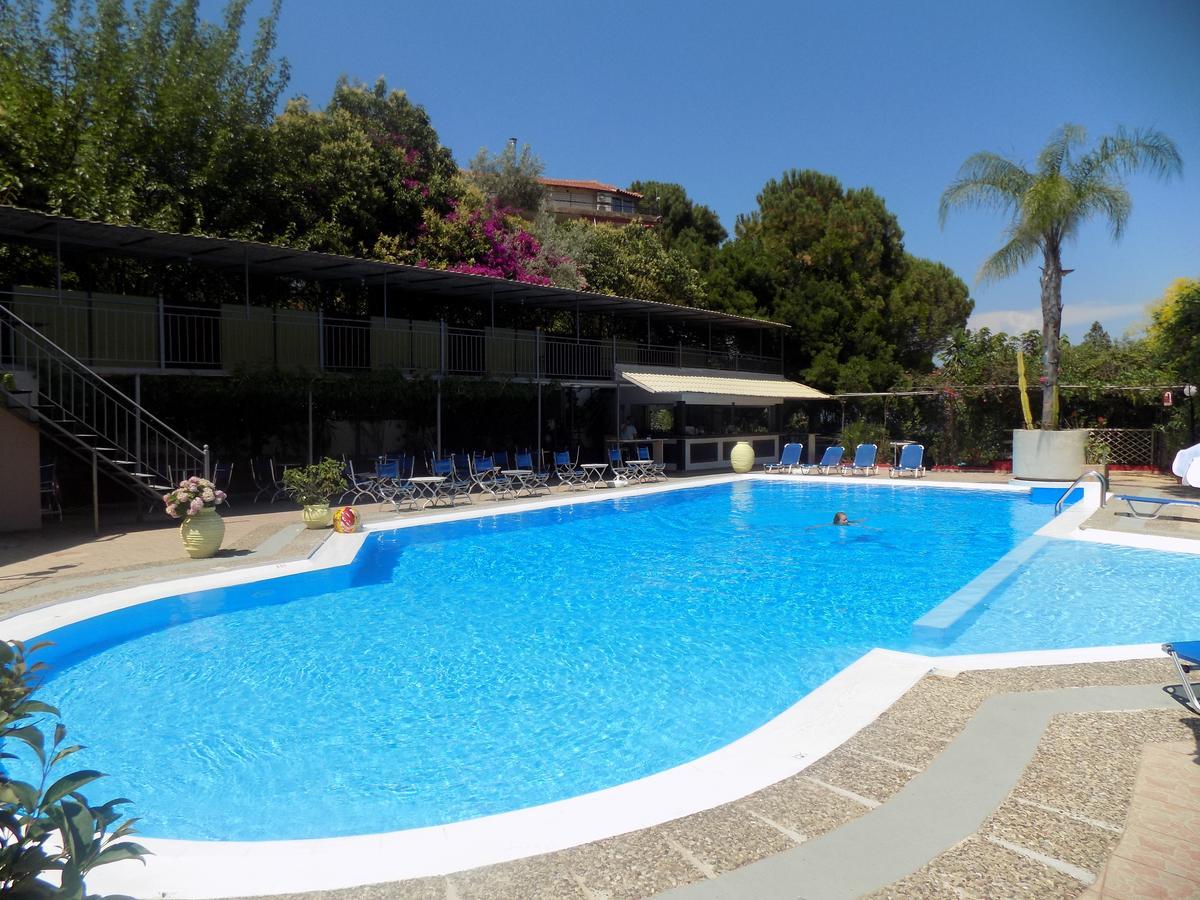 Lefkas Blue Hotel Nikiana Exterior photo